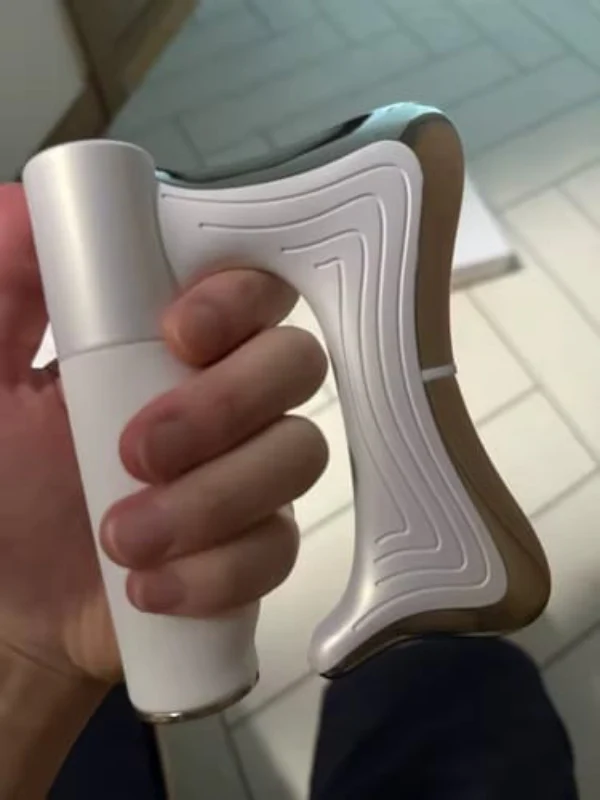 Review by Rafaela C.